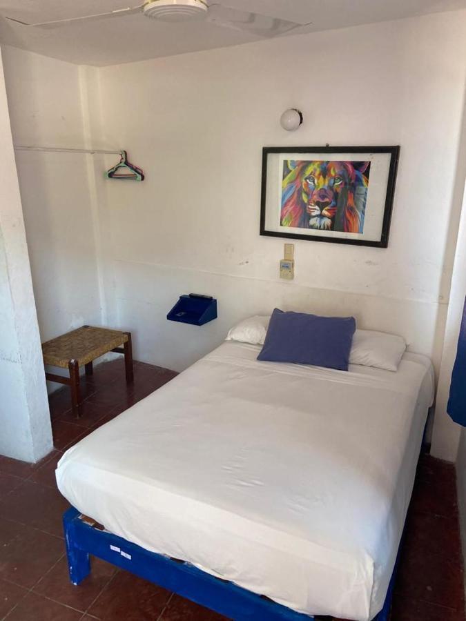 Mayflower Hotel & Hostal Puerto Escondido  Dış mekan fotoğraf