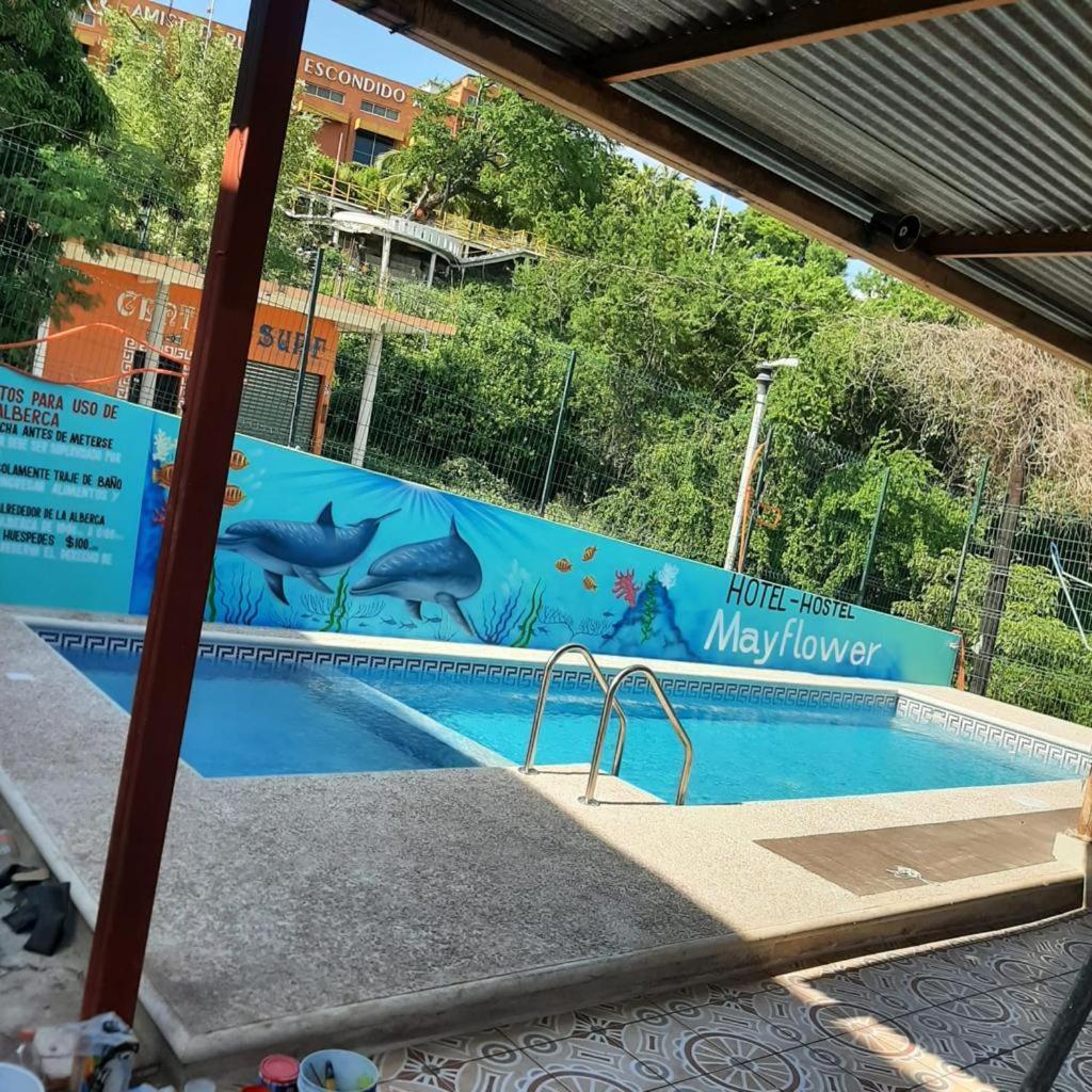 Mayflower Hotel & Hostal Puerto Escondido  Dış mekan fotoğraf