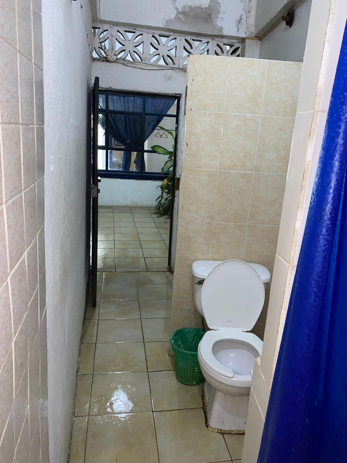 Mayflower Hotel & Hostal Puerto Escondido  Dış mekan fotoğraf
